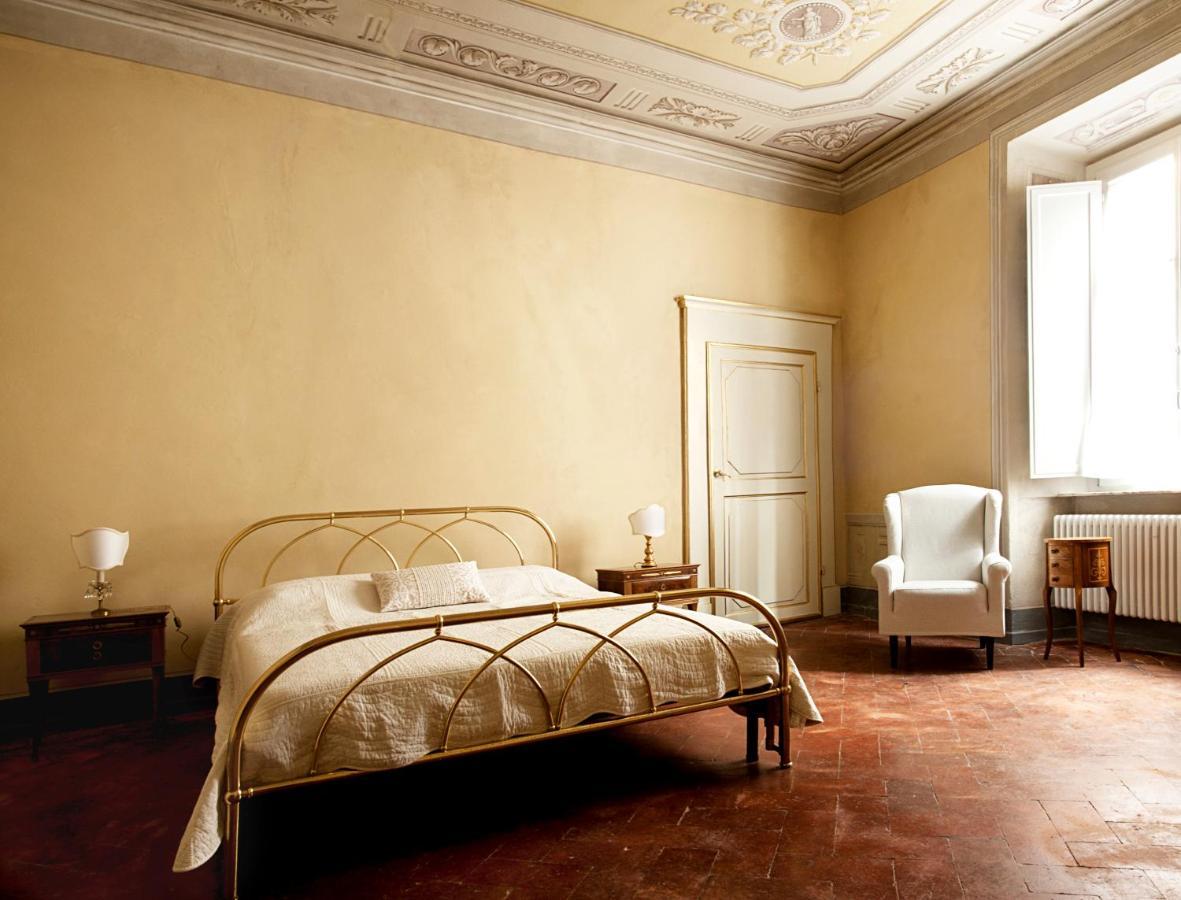 Almadelena Guest House Pisa Zimmer foto